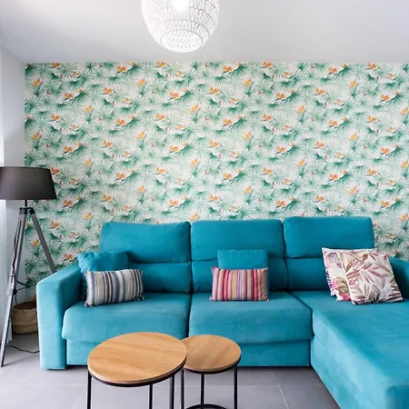 Tejita Pool And Chill By Sunkeyrents