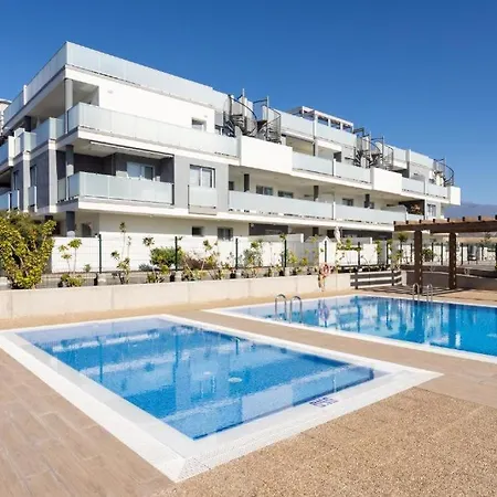 Tejita Pool And Chill By Sunkeyrents