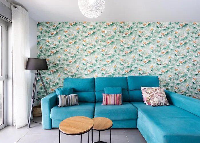 Tejita Pool And Chill By Sunkeyrents